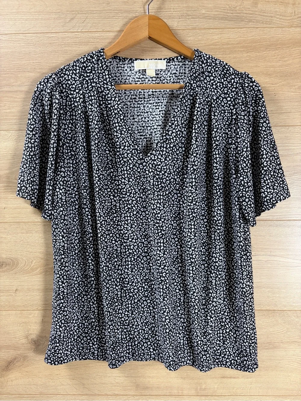 Michael Kors Black & White Printed V-Neck Drapey Top